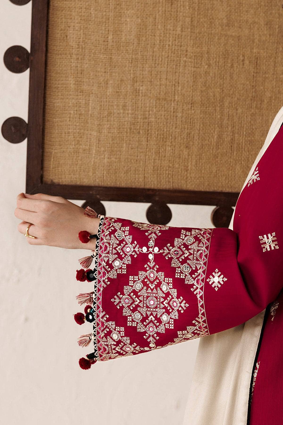 Jazmin Winter Luxury 26/Exclusive/EMBROIDERED PREMIUM KHADDAR UW-0284
