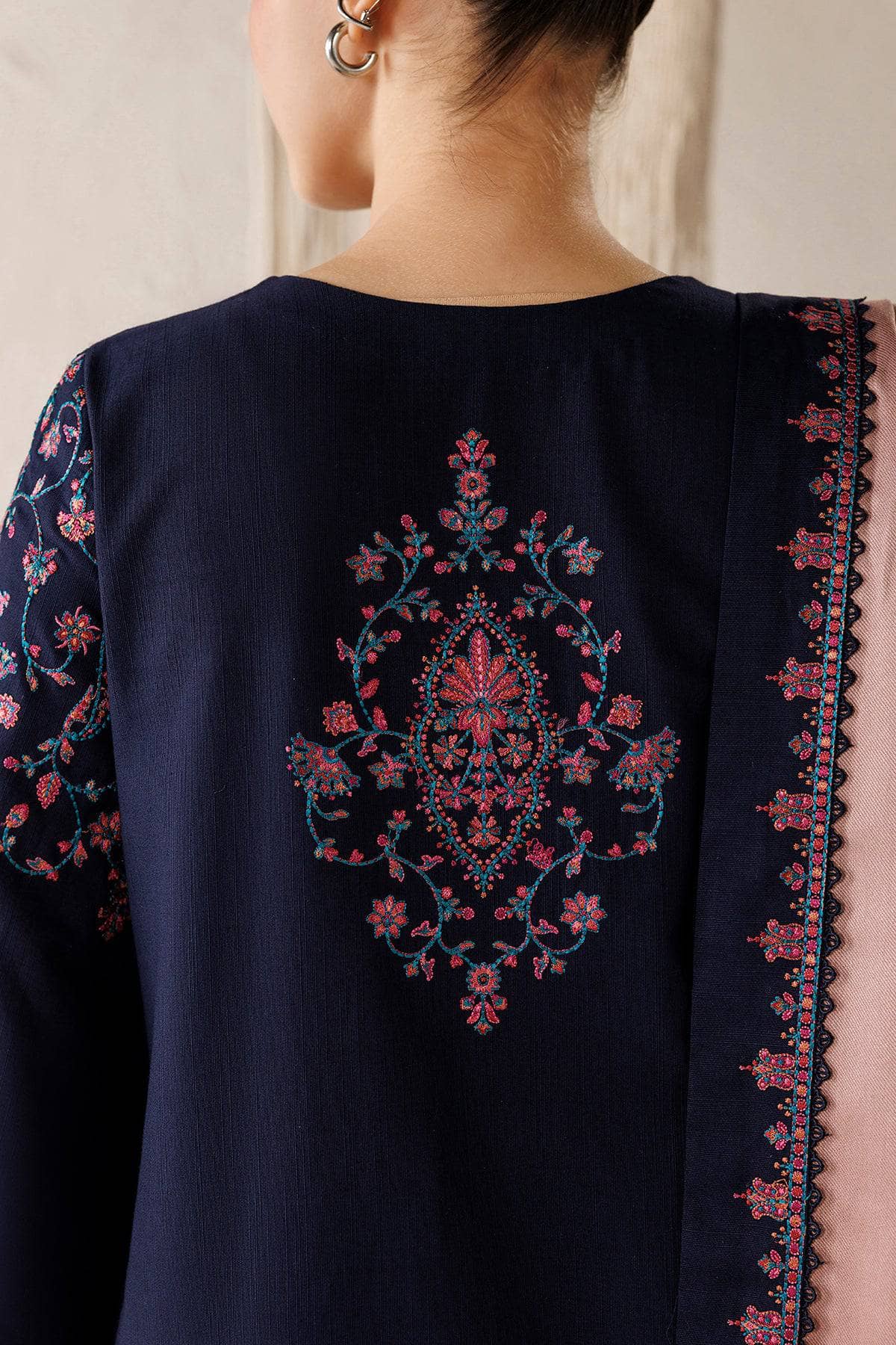 Jazmin Winter Luxury 26/Exclusive/EMBROIDERED PREMIUM KHADDAR UW-0290