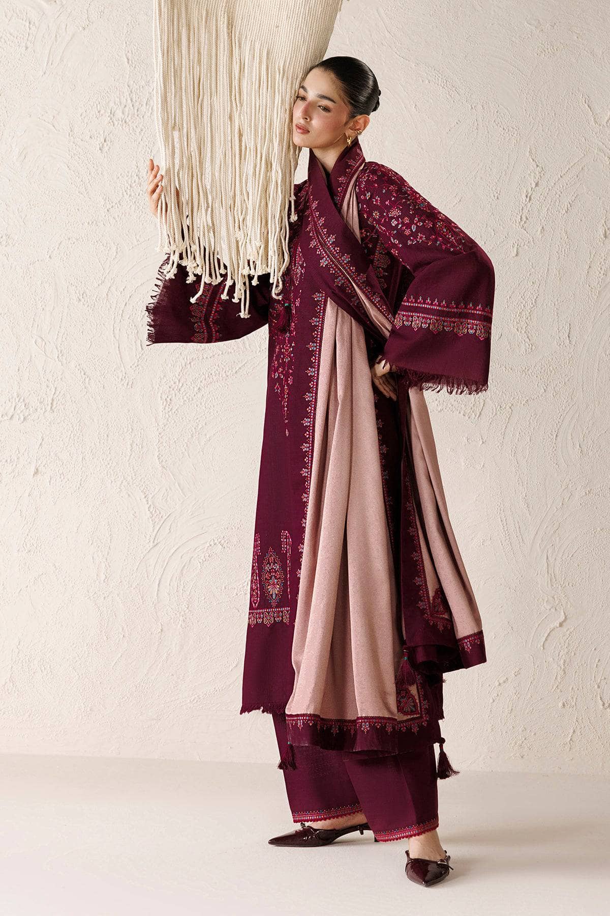 Jazmin Winter Luxury 26/Exclusive/EMBROIDERED PREMIUM KHADDAR UW-0291