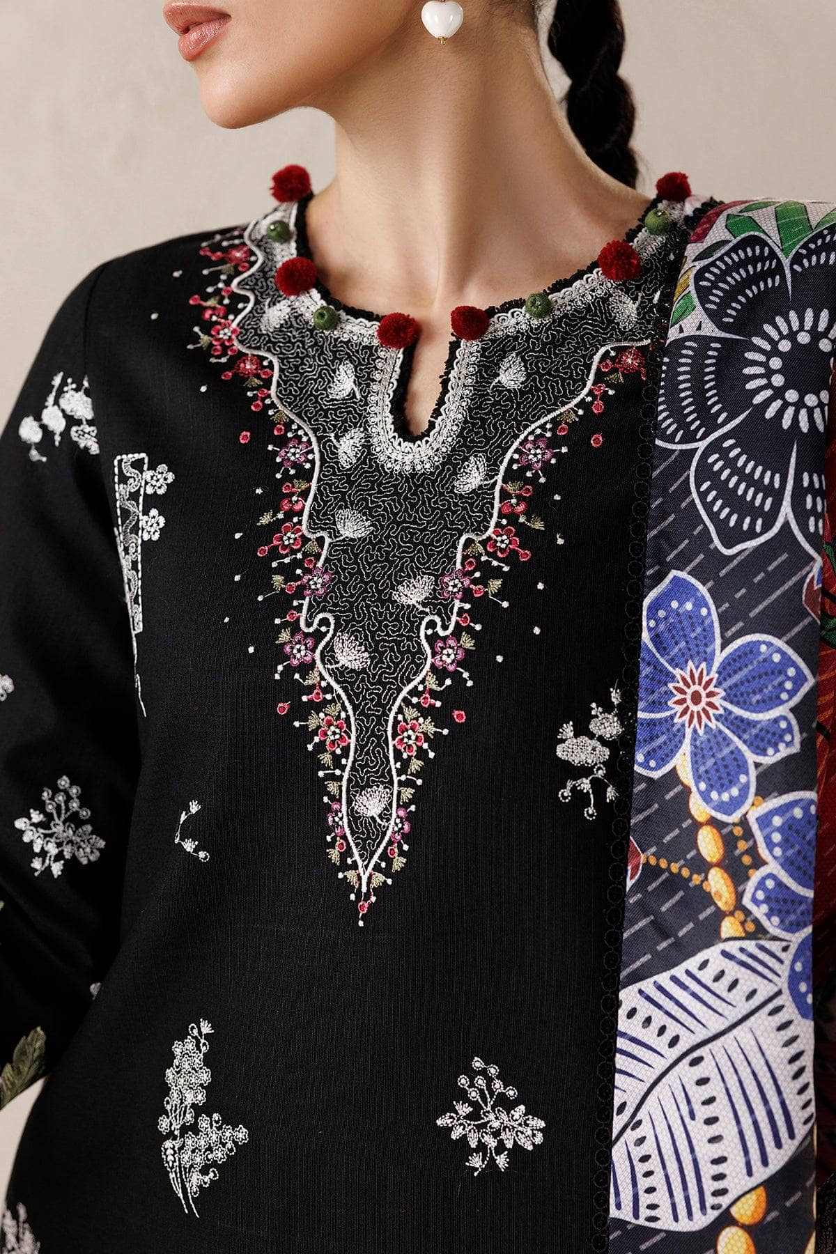 Jazmin Winter Luxury 26/Exclusive/EMBROIDERED PREMIUM KHADDAR UW-0294