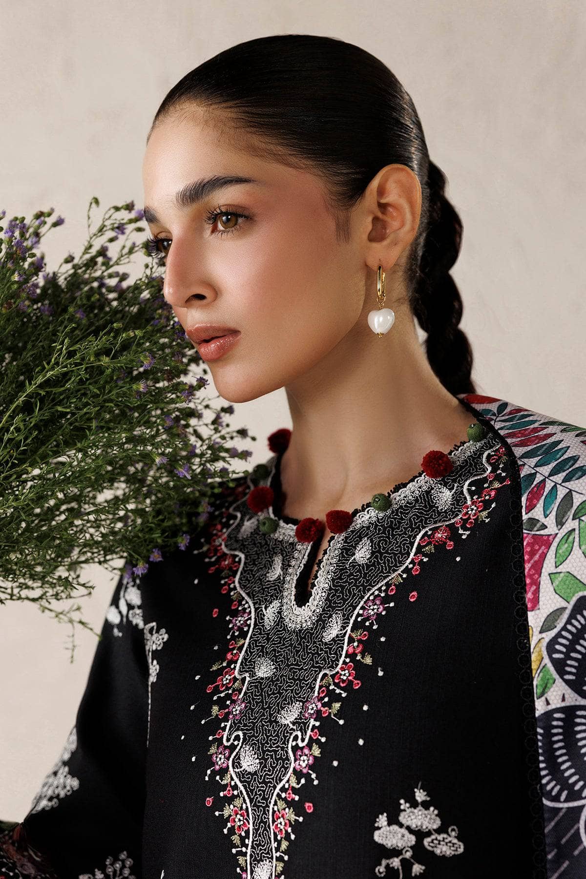 Jazmin Winter Luxury 26/Exclusive/EMBROIDERED PREMIUM KHADDAR UW-0294
