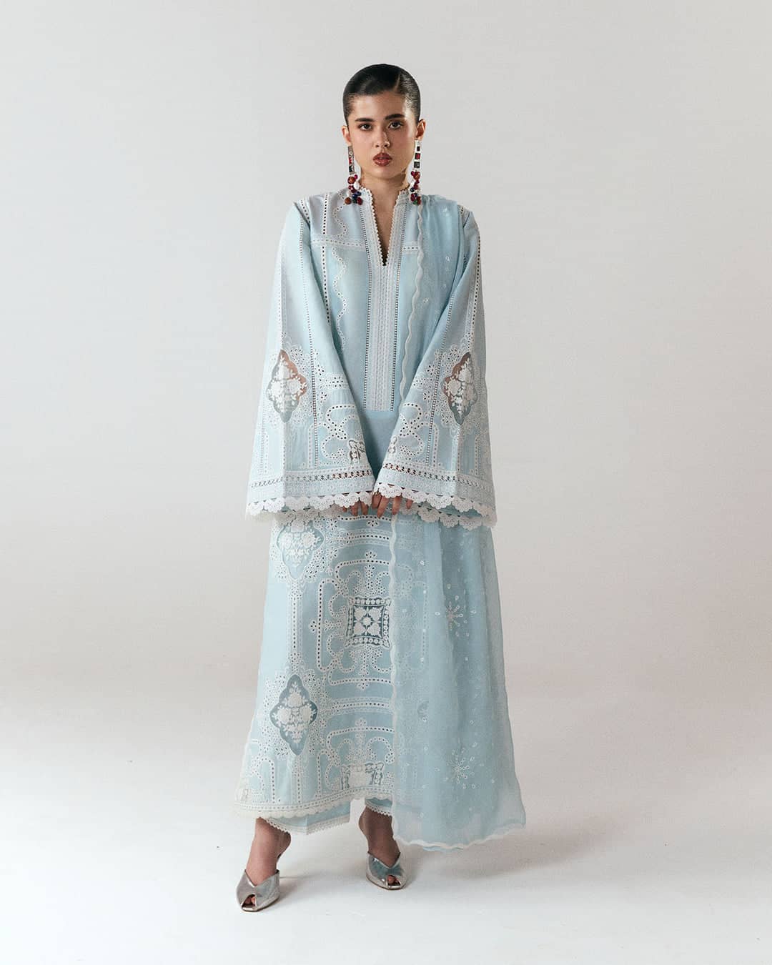 img_jugnu_lahore_vol3_awwal_boutique