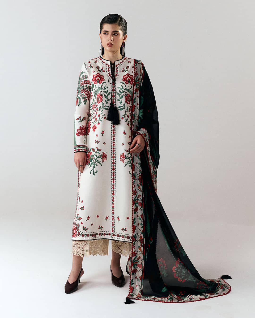 img_jugnu_lahore_vol3_awwal_boutique