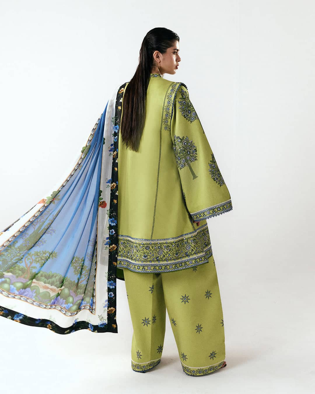 img_jugnu_lahore_vol3_awwal_boutique