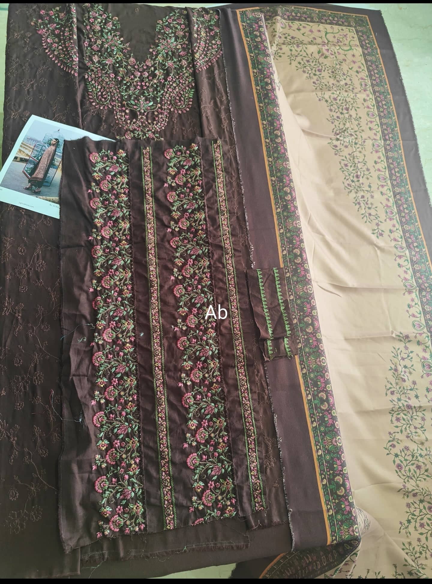 Open Pic/Jugnu Lahore/Khaddar/Sena/Deep Brown