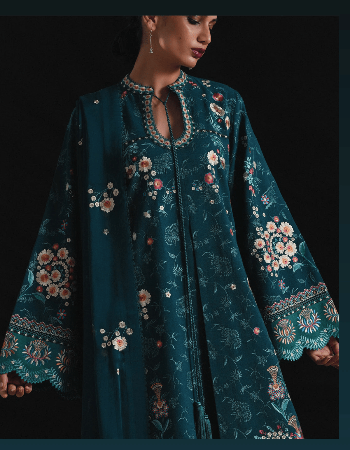 img_jugnu_lahore_karandi_awwal_boutique