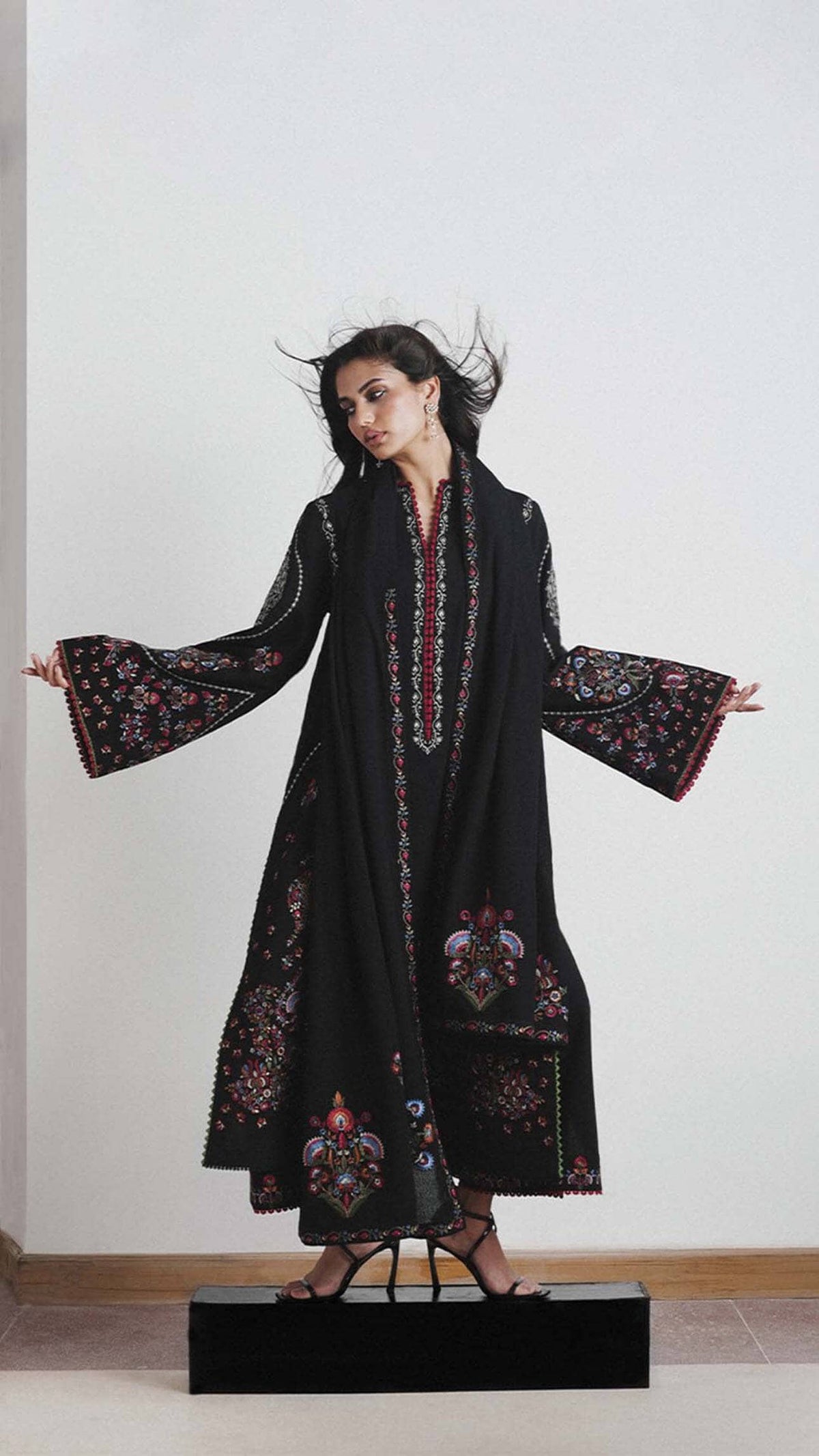 Jugnu Lahore/Karandi/Cyprus/Black