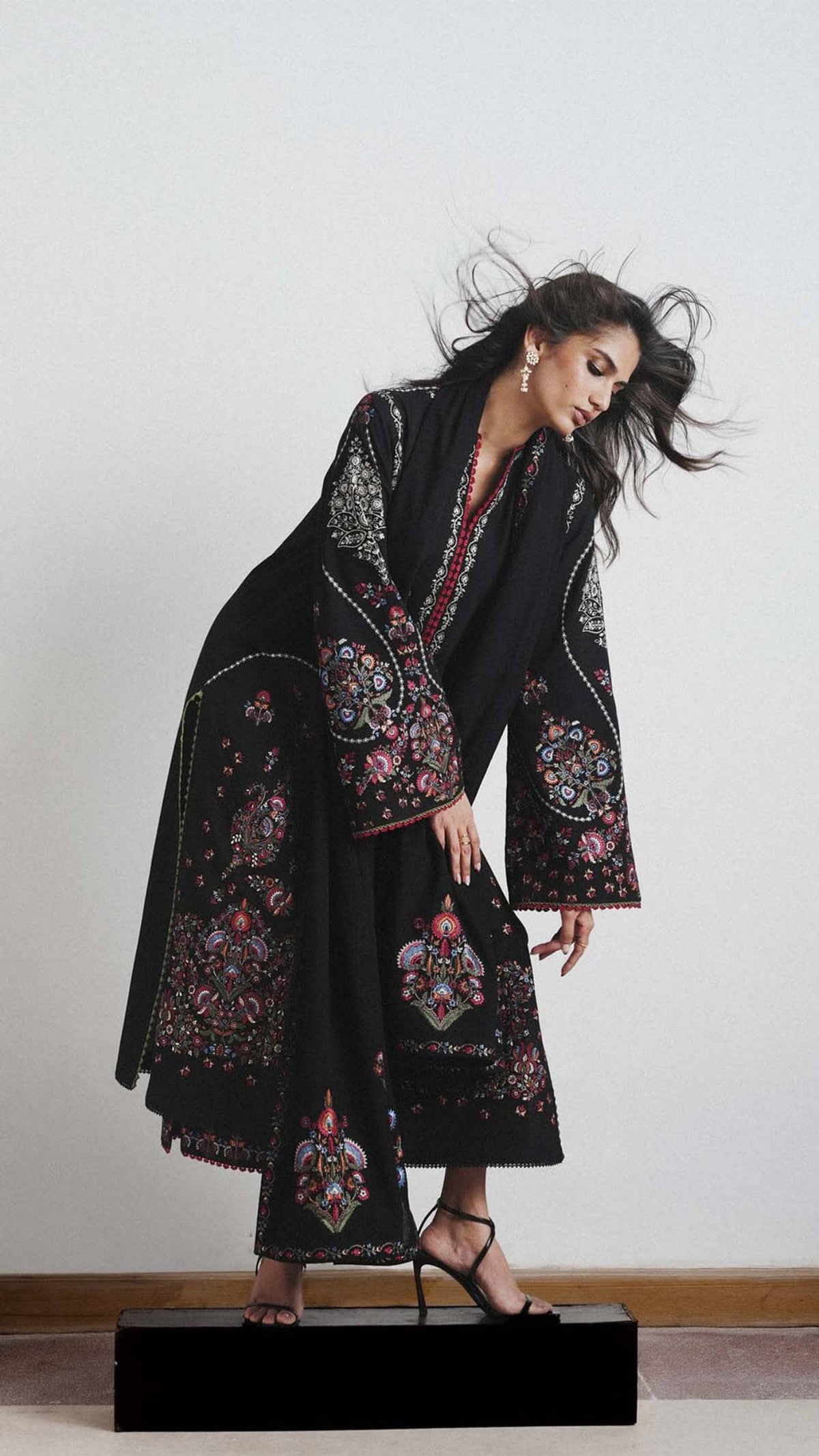 Jugnu Lahore/Karandi/Cyprus/Black