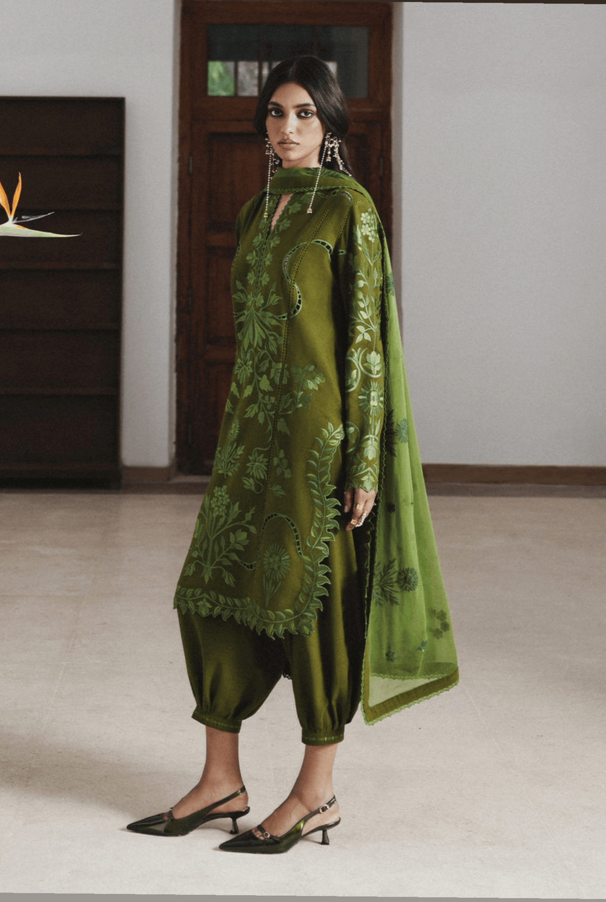 img_jugnu_lahore_karandi_awwal_boutique
