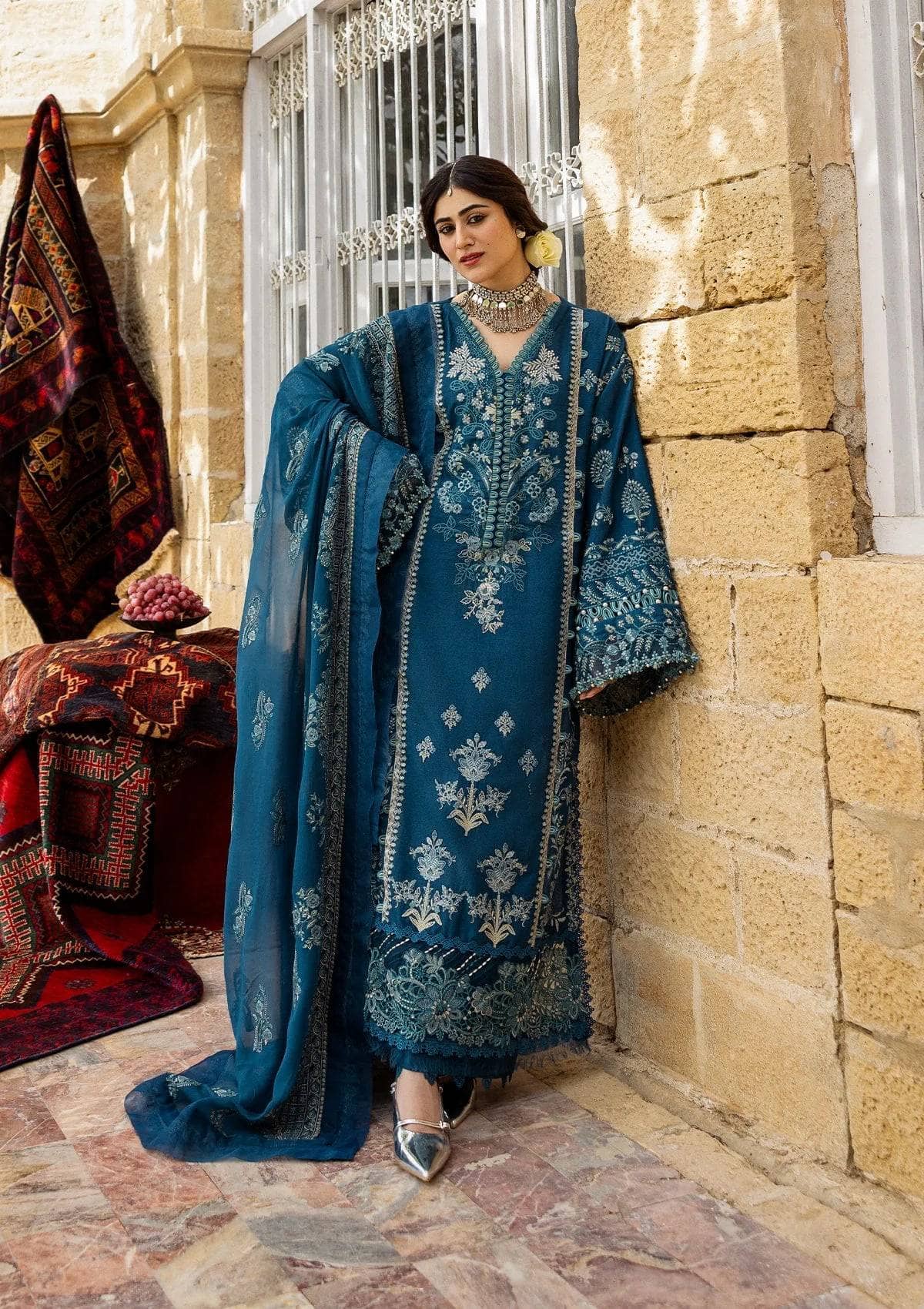 img_kahf_karandi_winter_awwal_boutique