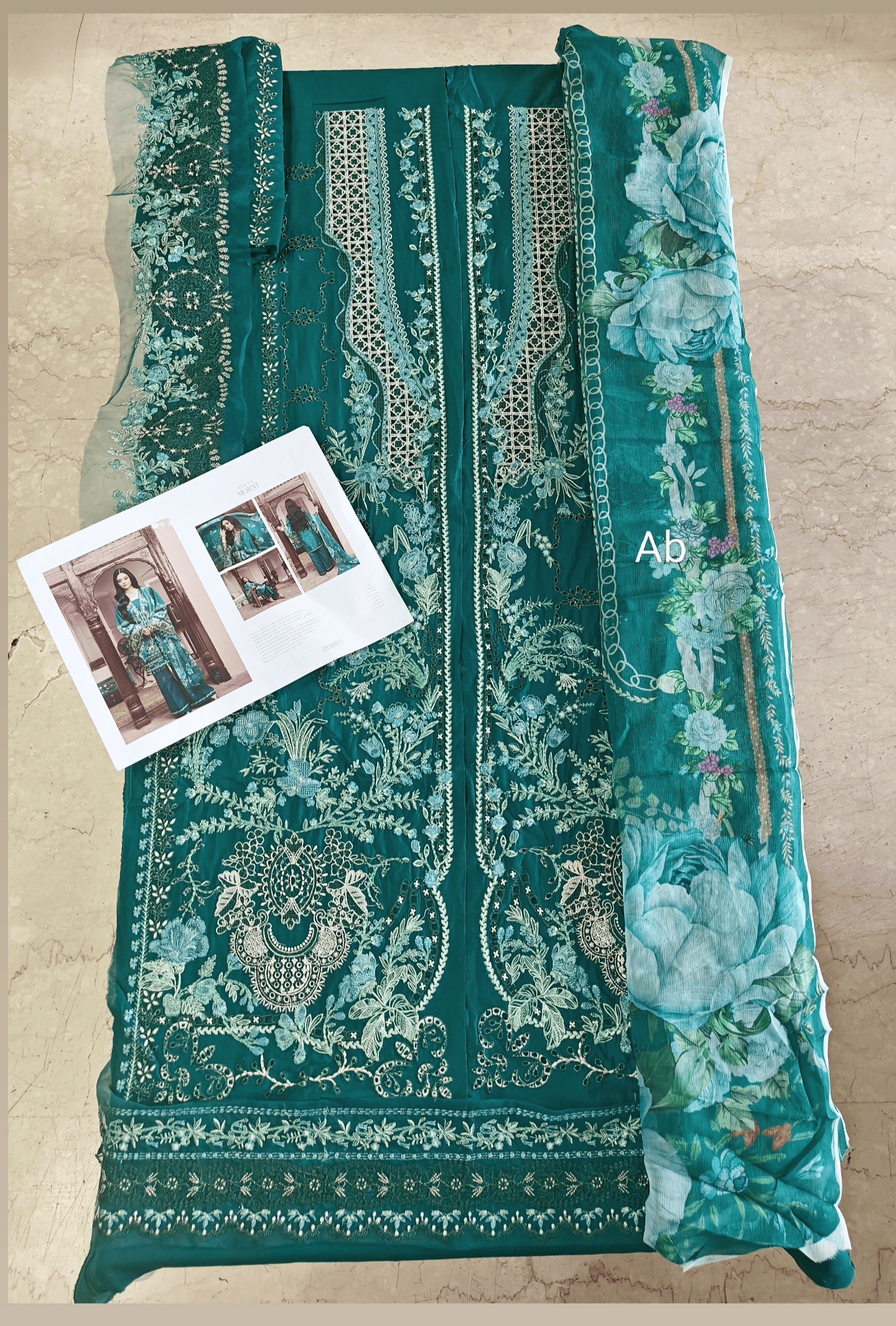 img_kahf_lawn_awwal_boutique