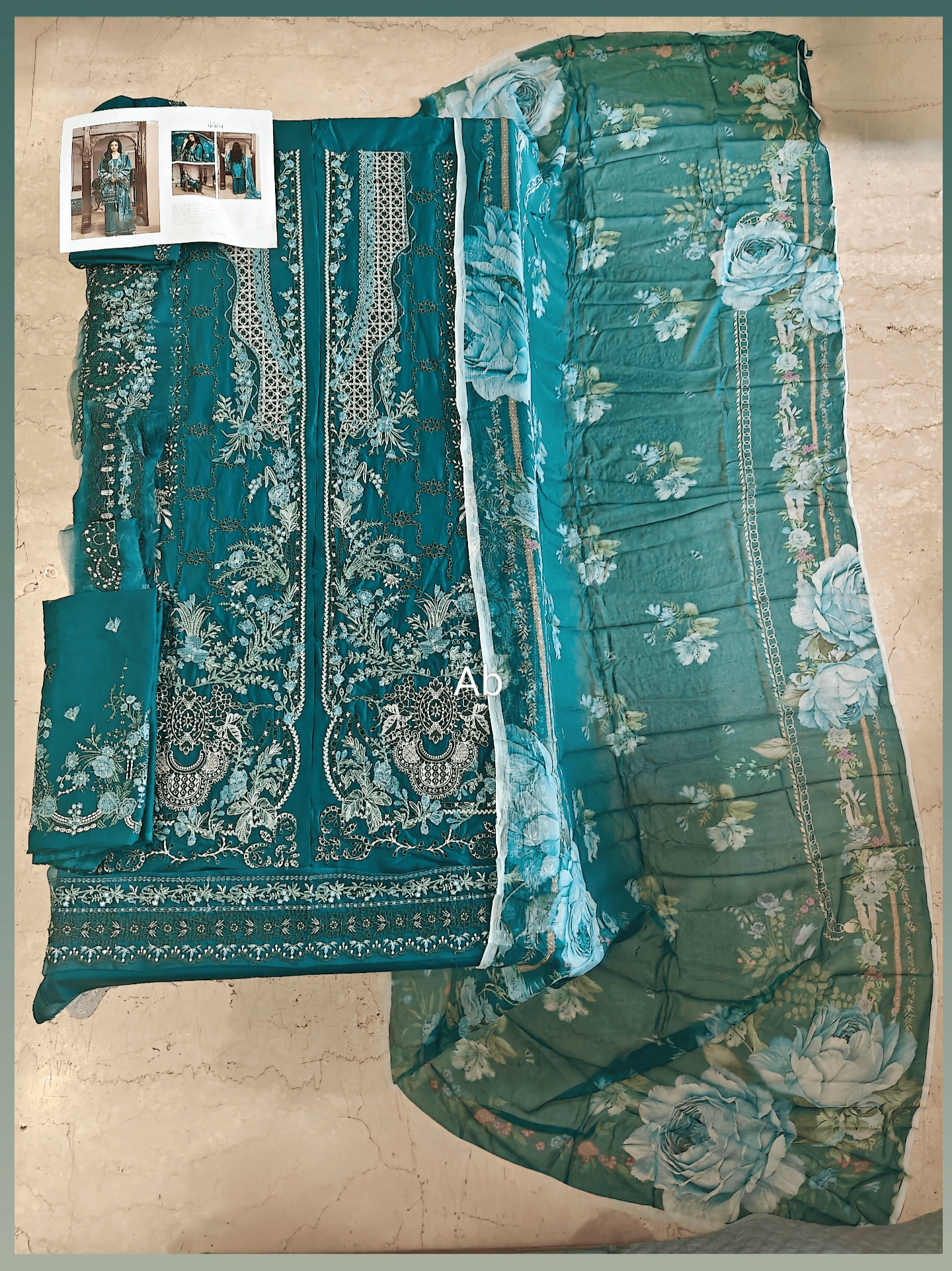 img_kahf_lawn_awwal_boutique
