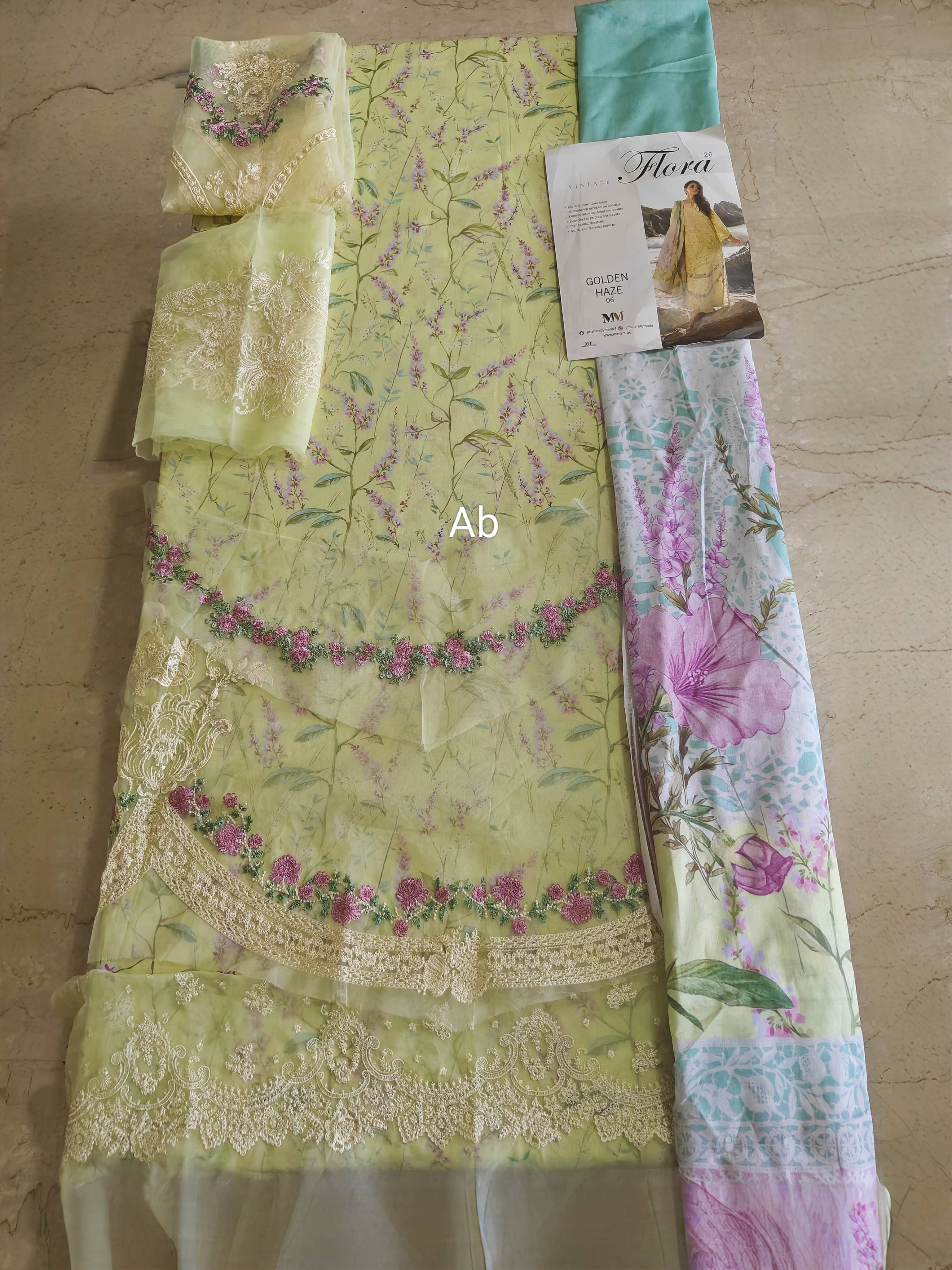 Sale‼️Open Pic/Manara Luxury Lawn 26/Golden Haze/Lime Yellow