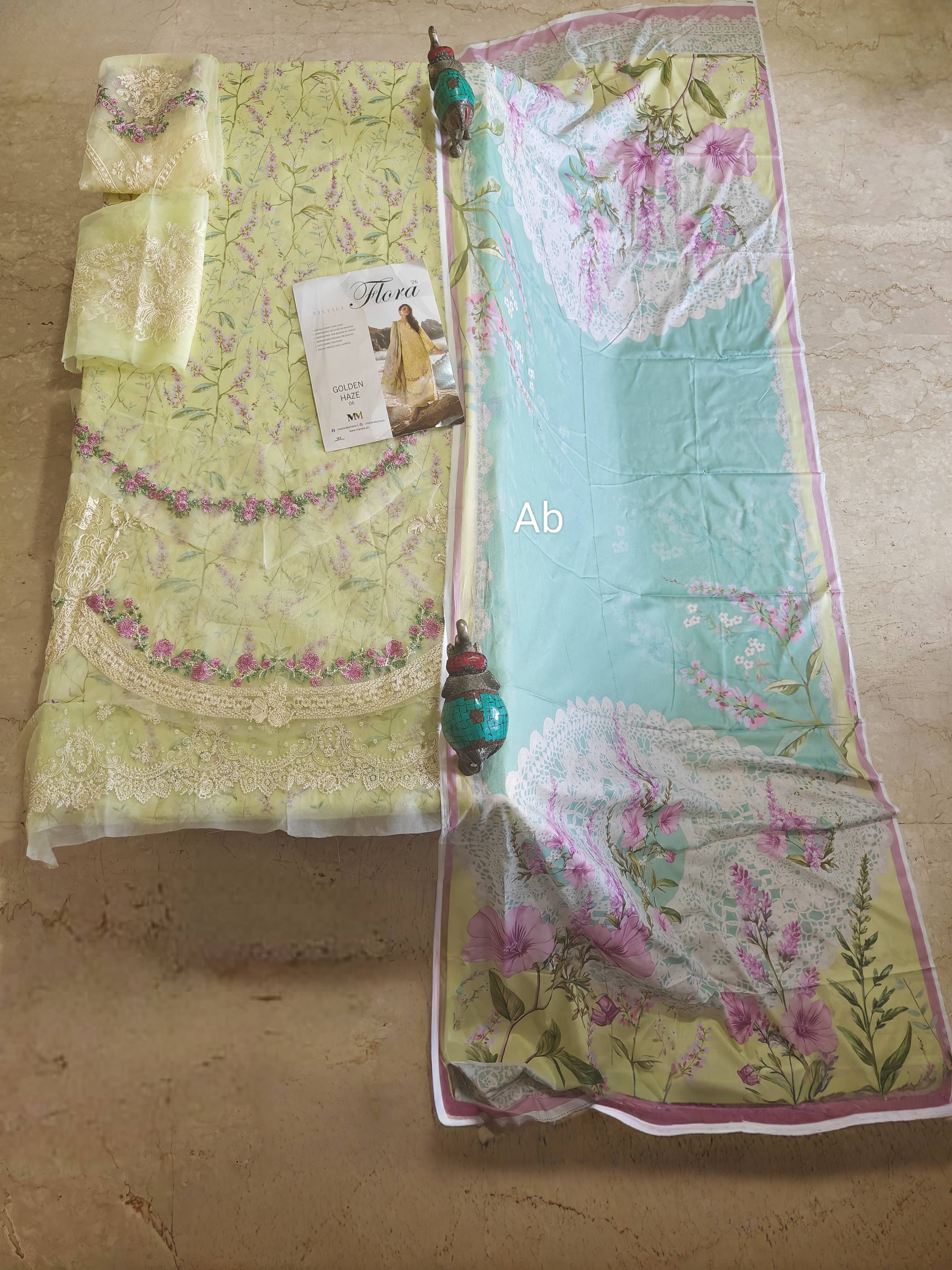img_manara_lawn_awwal_boutique