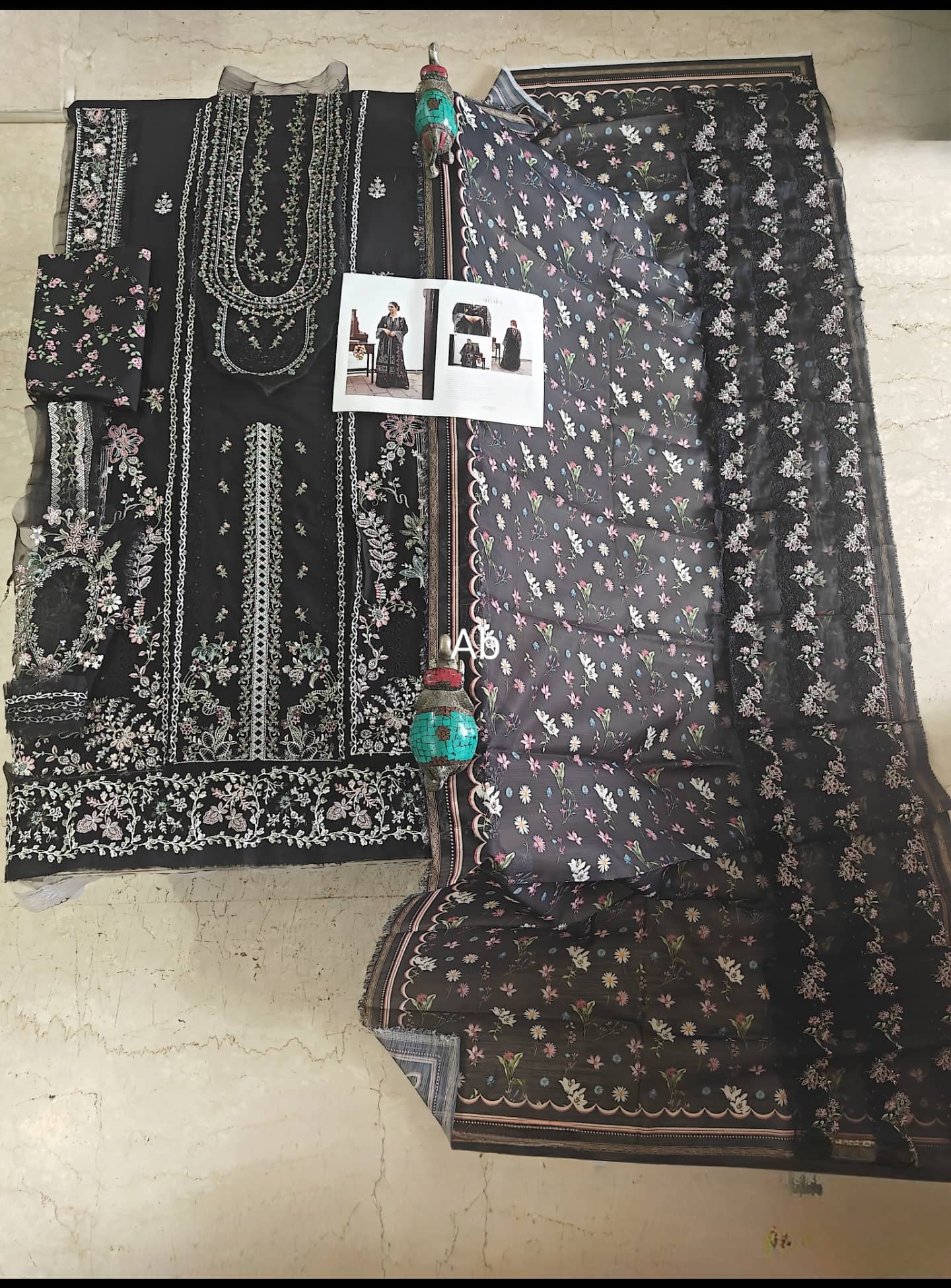 img_kahf_premium_lawn_awwal_boutique