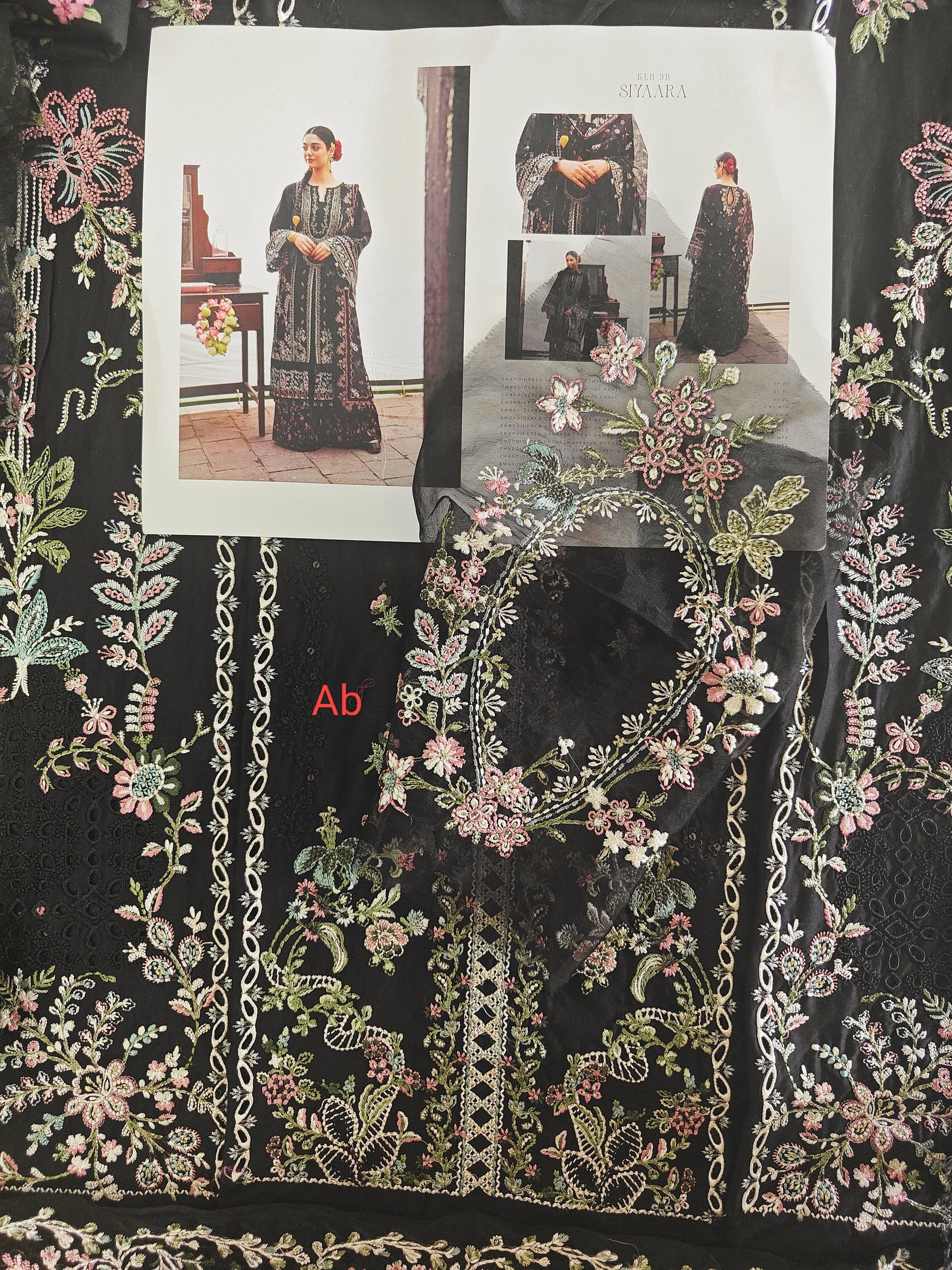 Sale‼️Open Pic/Kahf Premium Lawn 26/KLB-3B SIYAARA