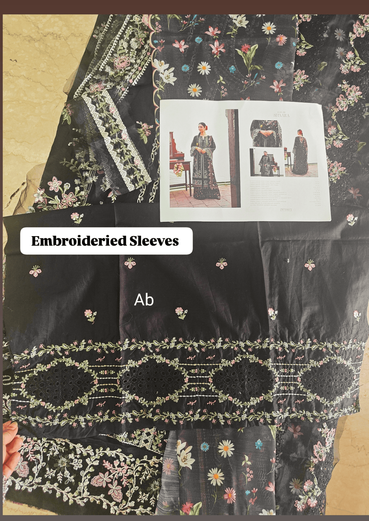 Sale‼️Open Pic/Kahf Premium Lawn 26/KLB-3B SIYAARA