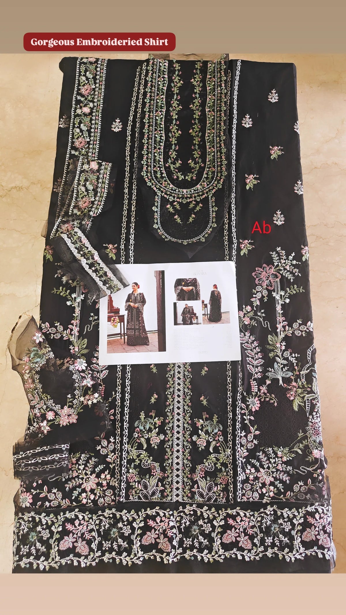 Sale‼️Open Pic/Kahf Premium Lawn 26/KLB-3B SIYAARA