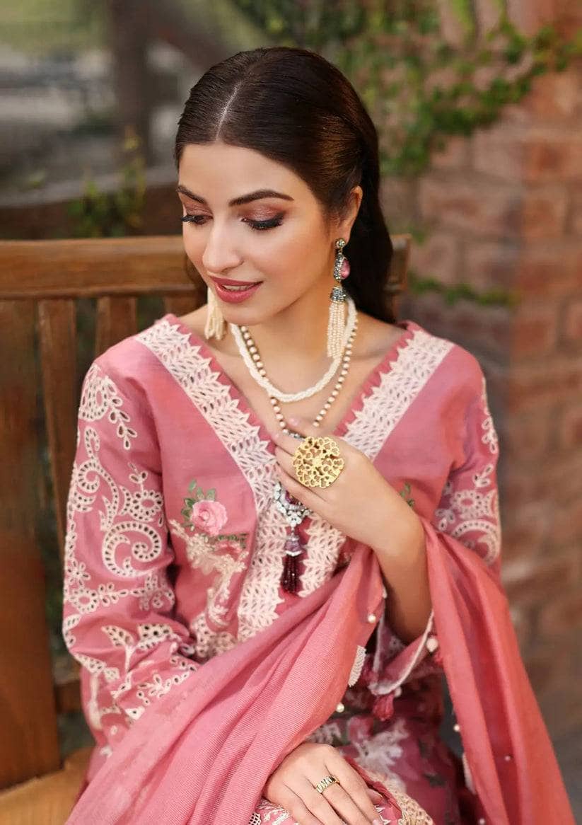 img_kahf_premium_lawn_awwal_boutique