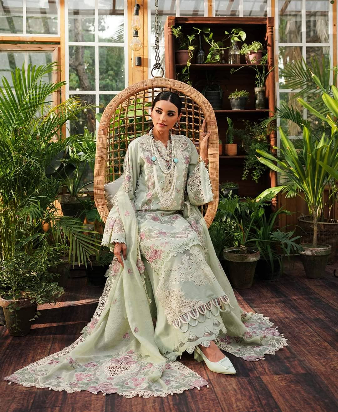 Kahf Premium Lawn 24/Vol 2/Margarita