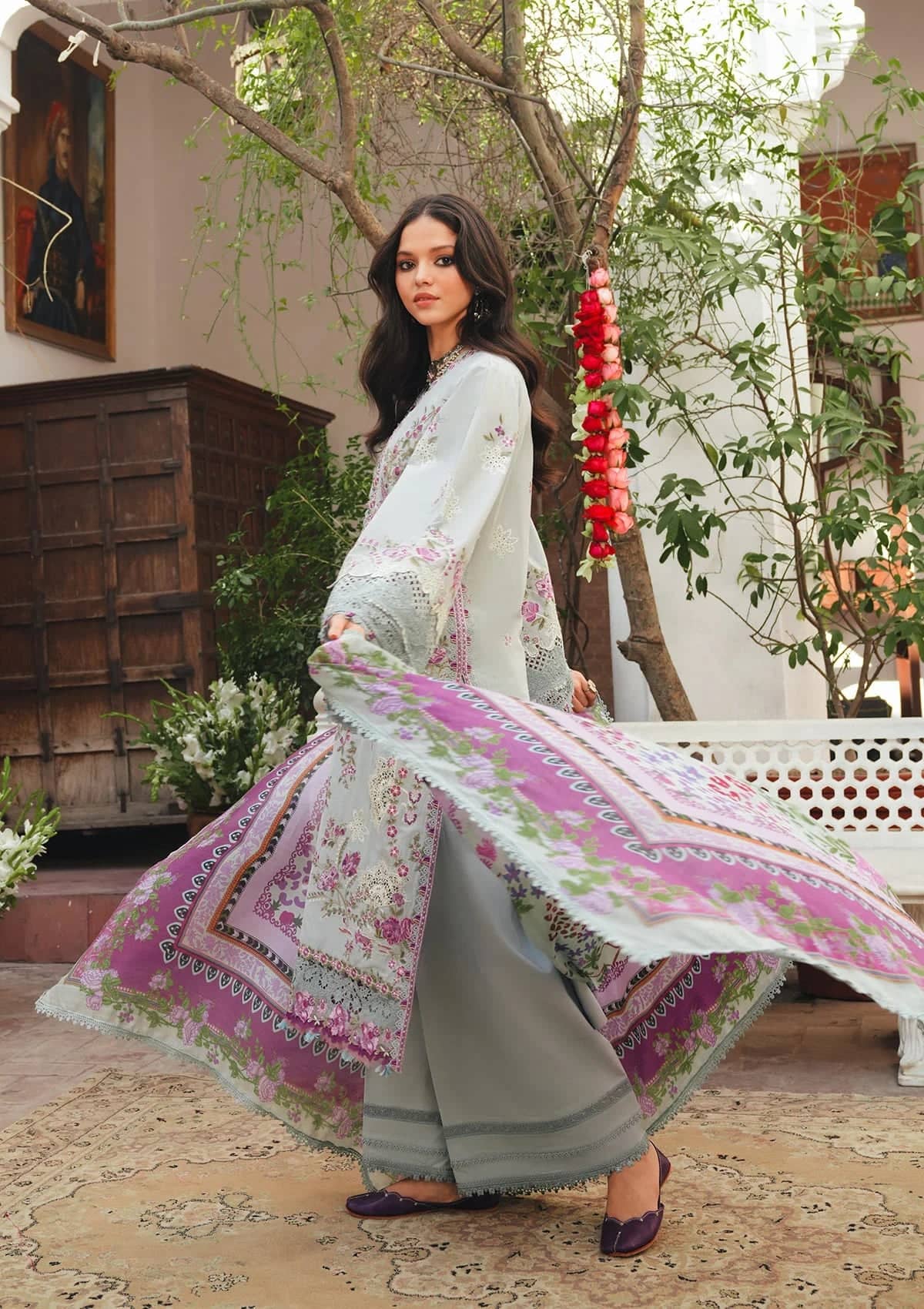 img_kahf_premium_lawn_awwal_boutique