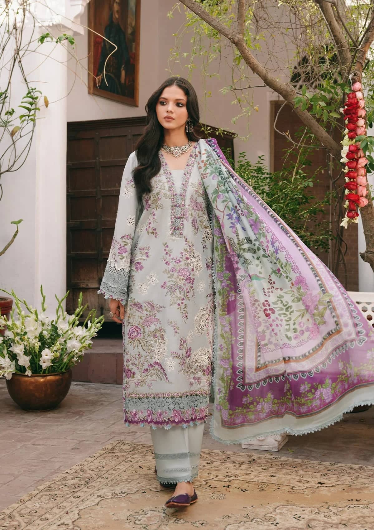 img_kahf_premium_lawn_awwal_boutique
