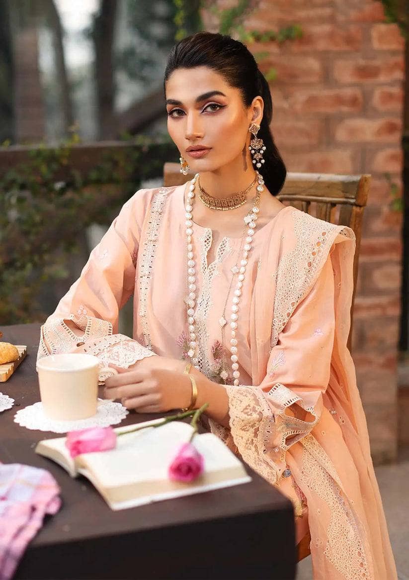 img_kahf_premium_lawn_awwal_boutique