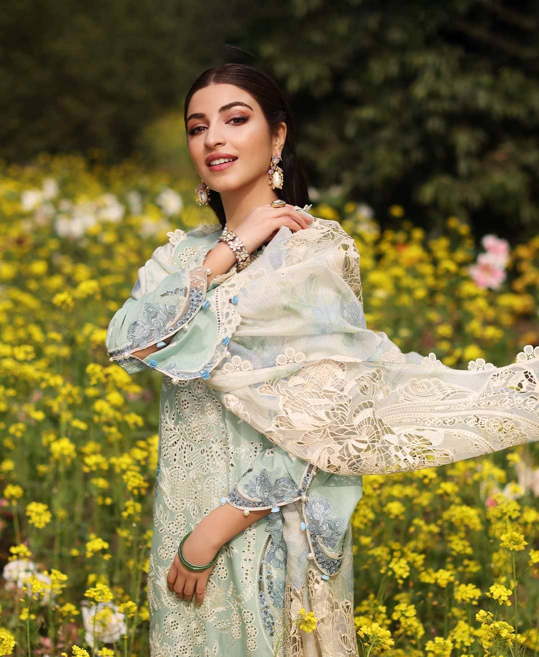 img_kahf_premium_lawn_awwal_boutique