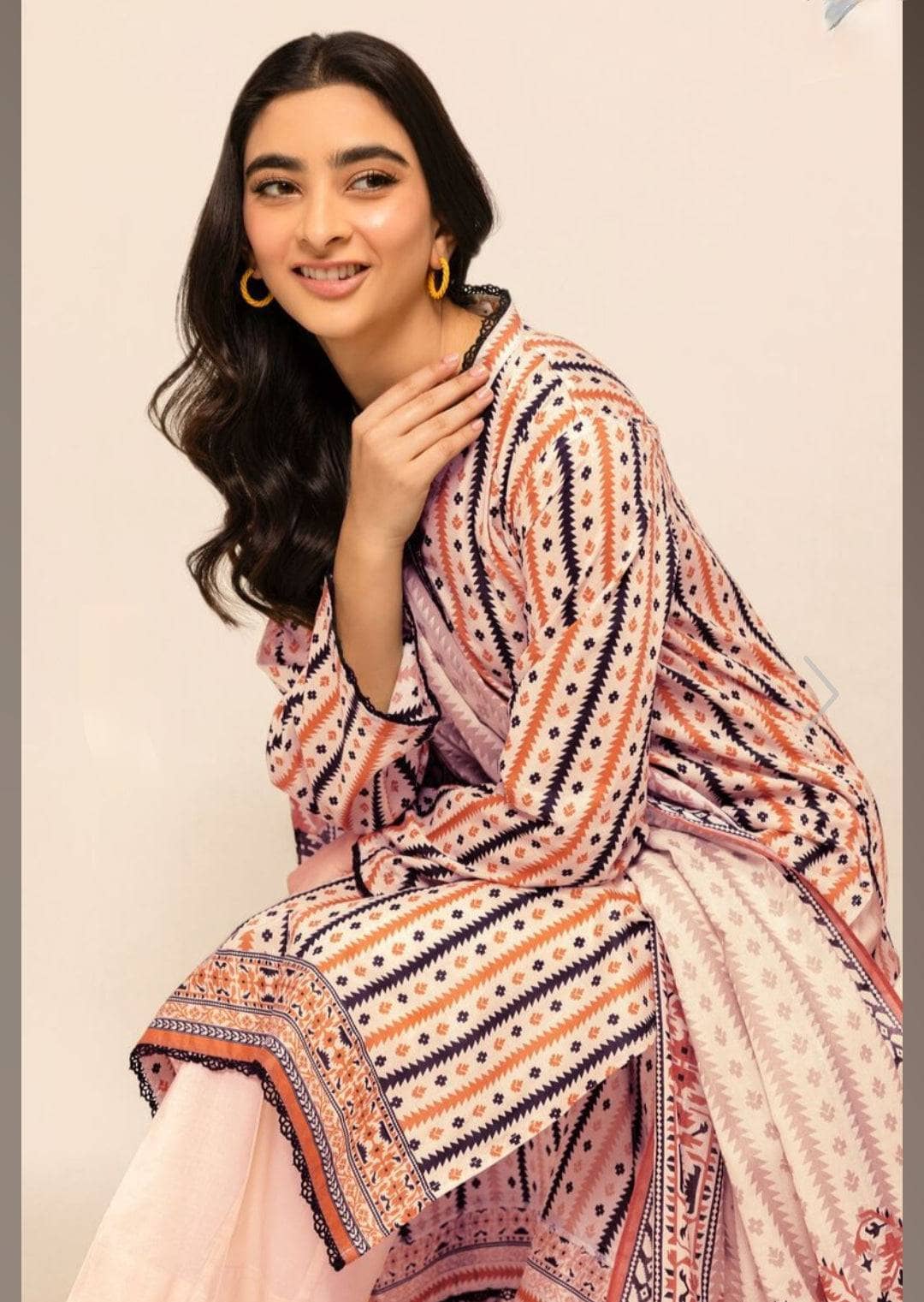 img_khaadi_lawn_23_awwal_boutique