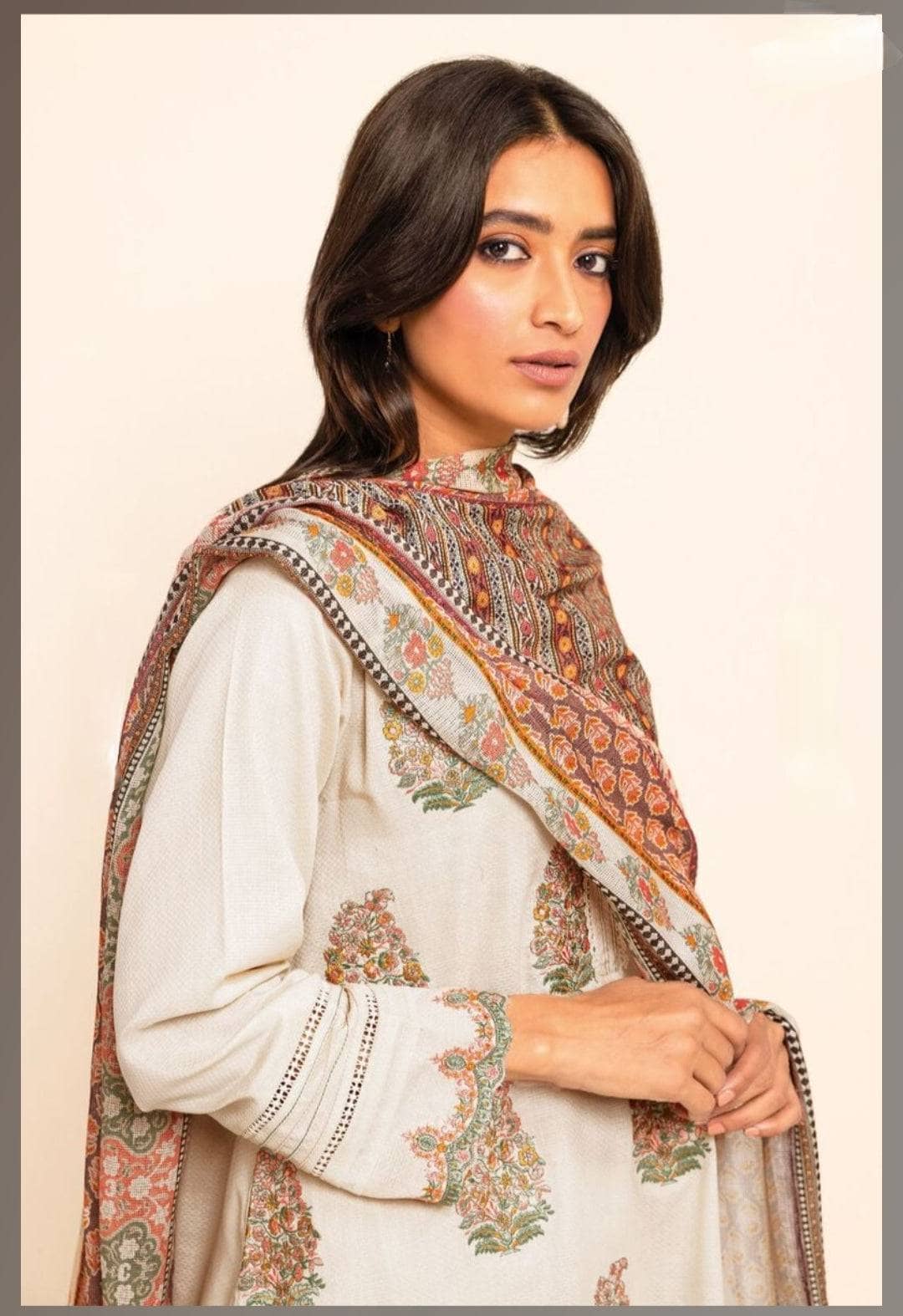 img_khaadi_lawn_24_awwal_boutique