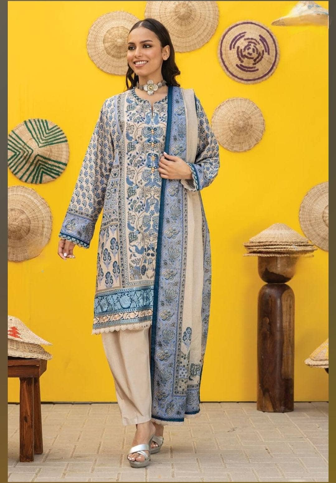 img_khaadi_lawn_24_awwal_boutique