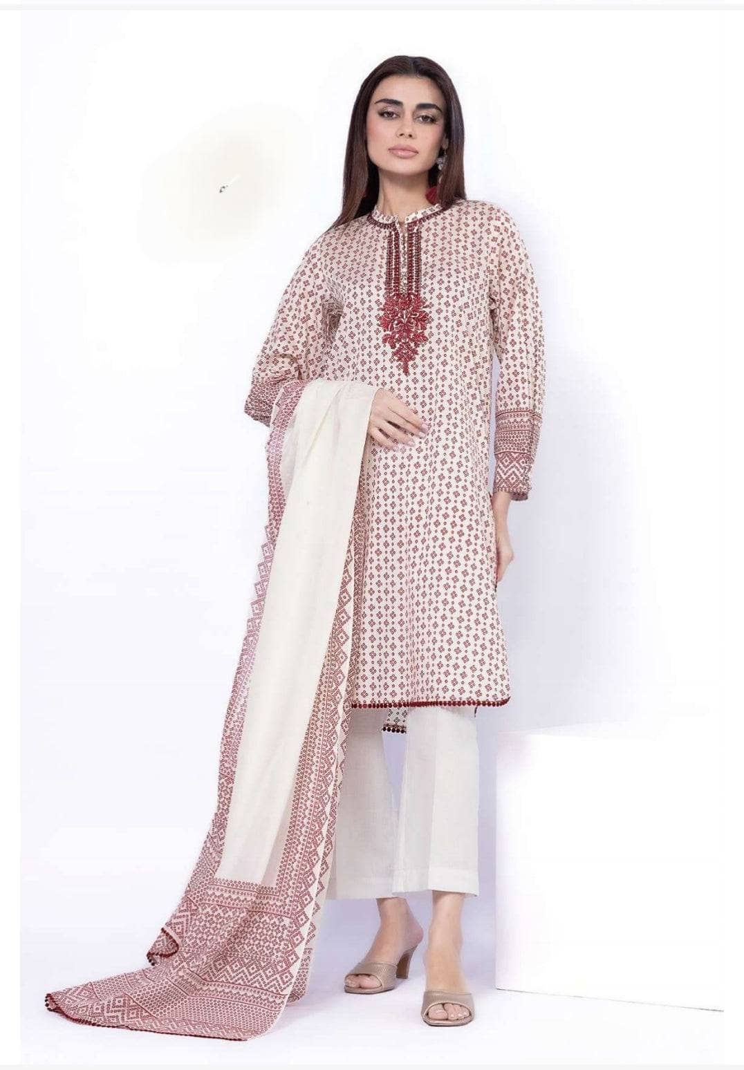 img_khaadi_lawn_25_awwal_boutique