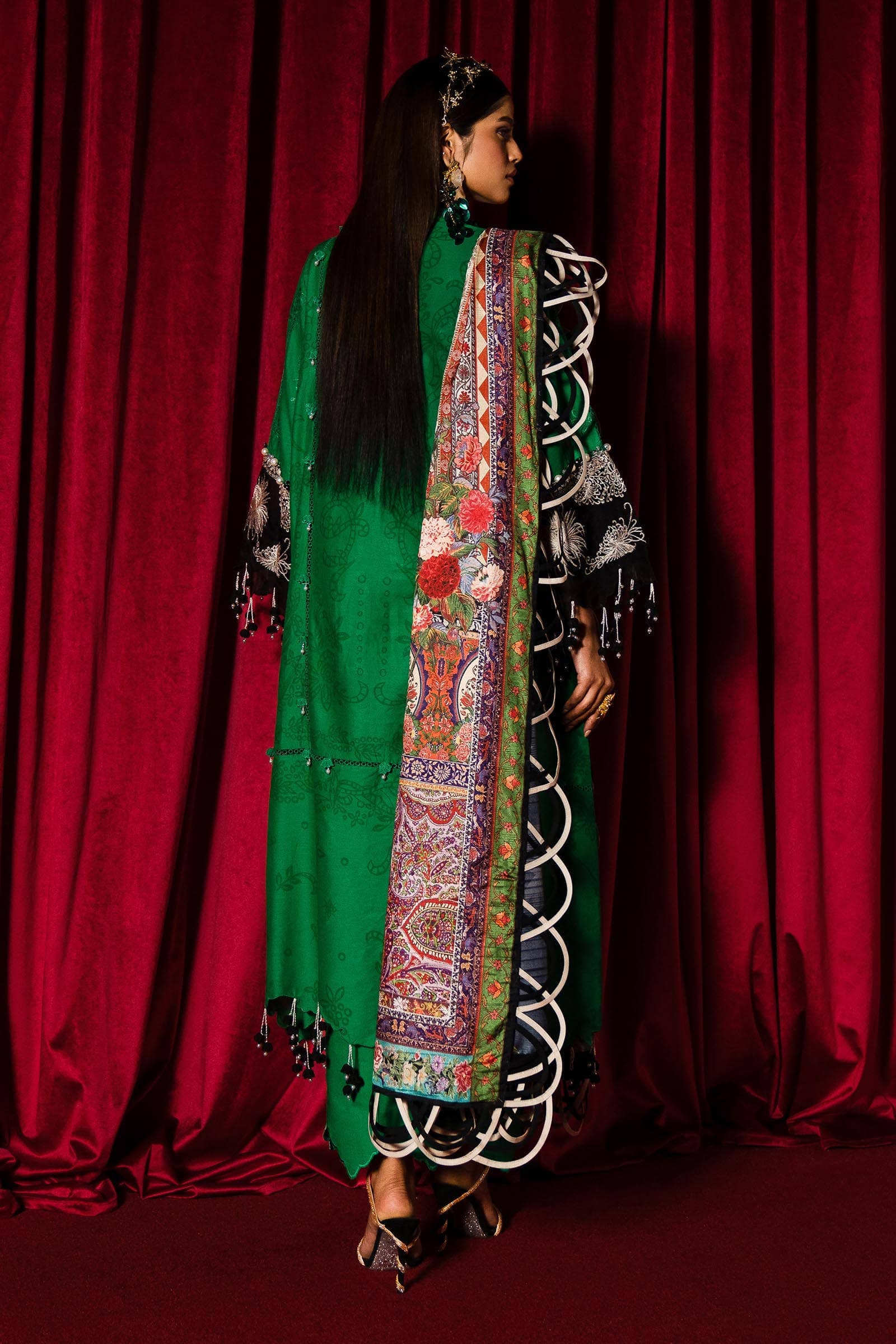 img_sana_safinaz_lawn_24_awwal_boutique