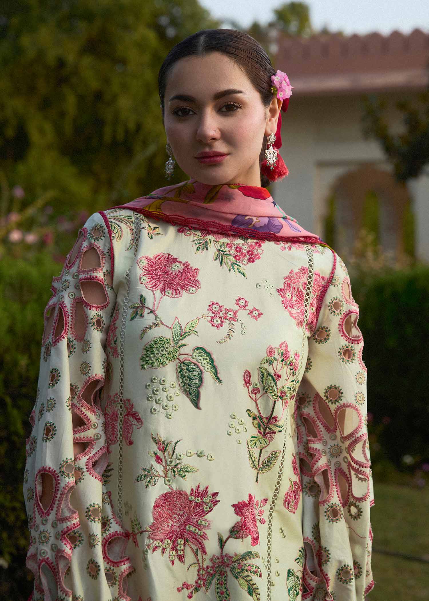 img_hussain_rehar_lawn_awwal_boutique