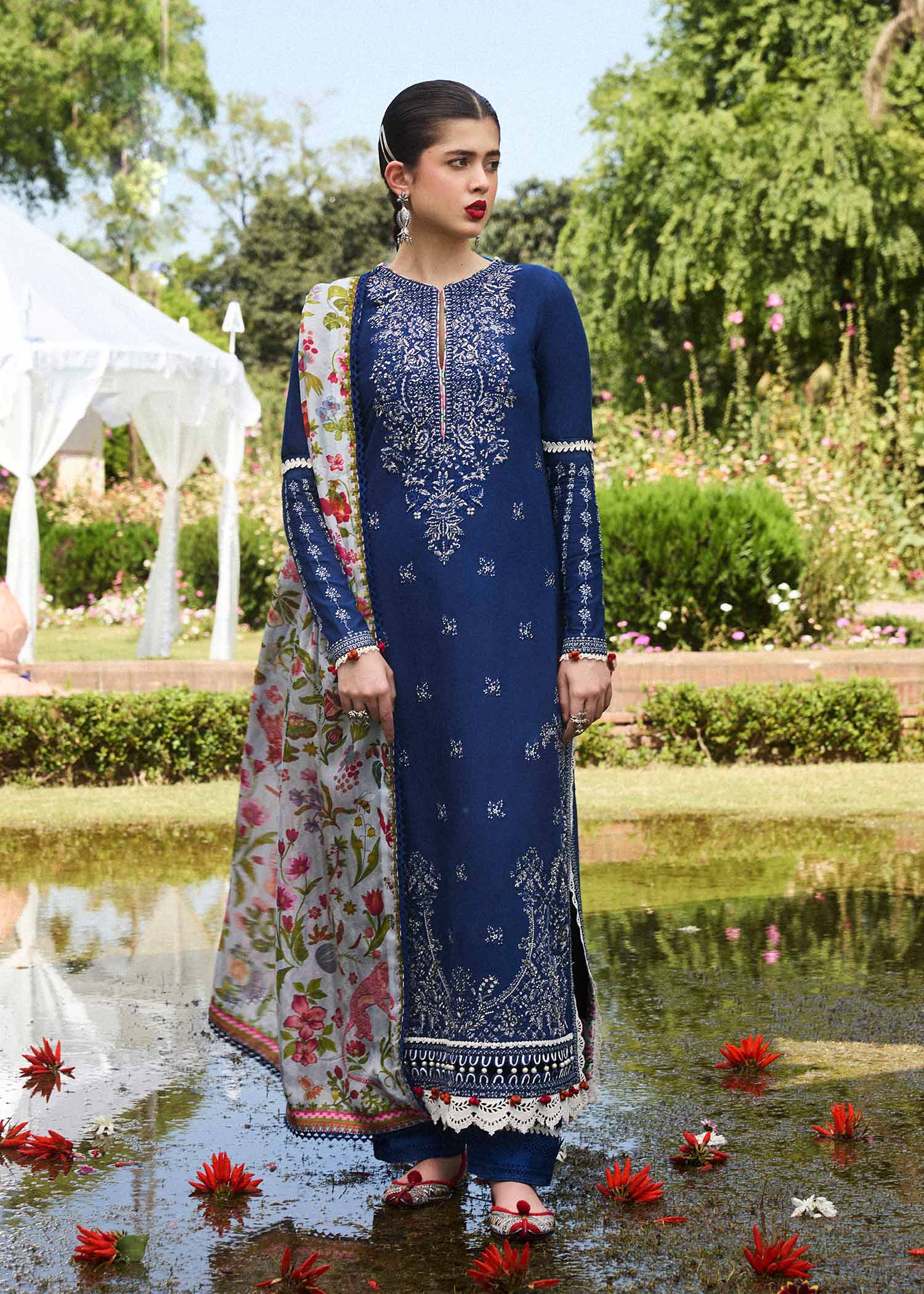 img_hussain_rehar_lawn_awwal_boutique