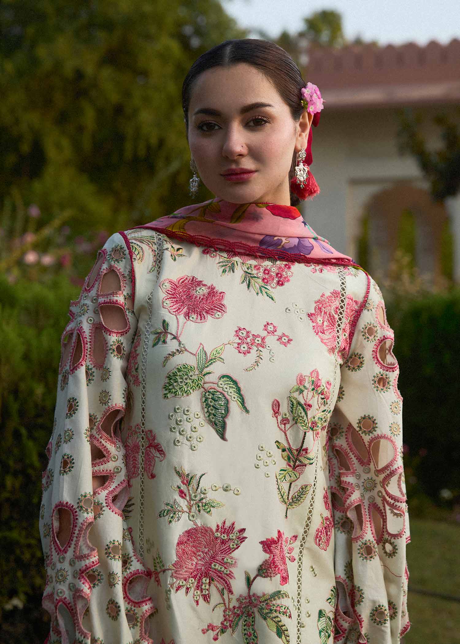 img_hussain_rehar_lawn_awwal_boutique