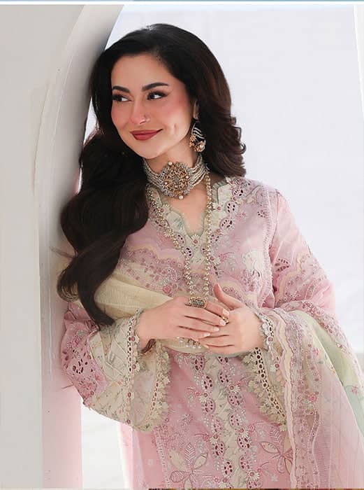 img_pakistani_lawn_suits_awwal_boutique