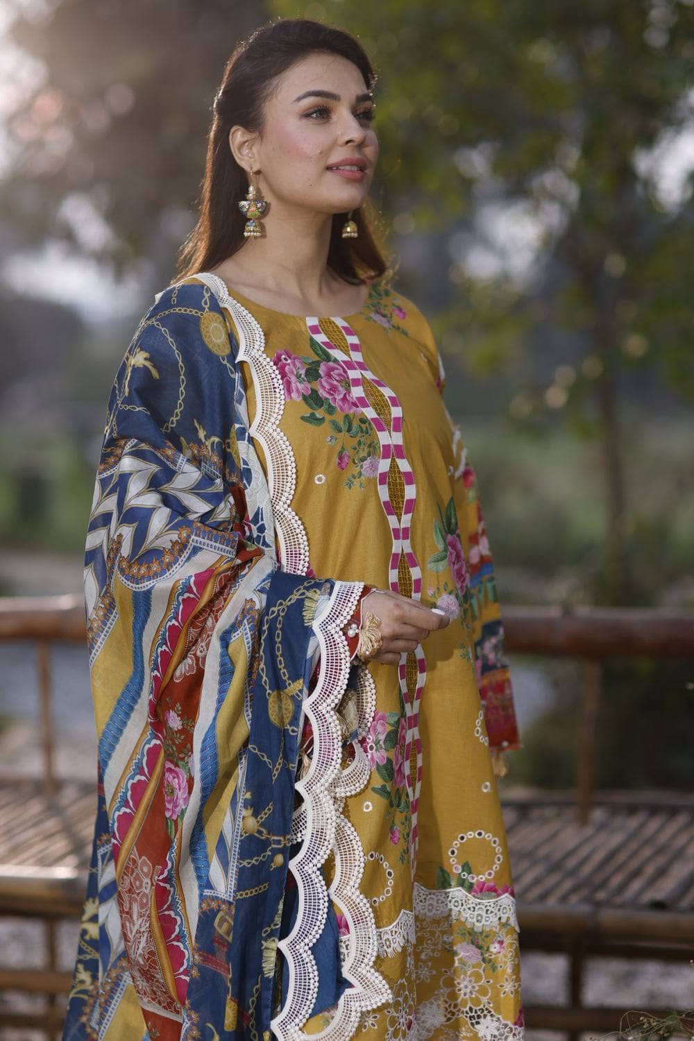 img_manara_by_maria_asif_baig_awwal_boutique
