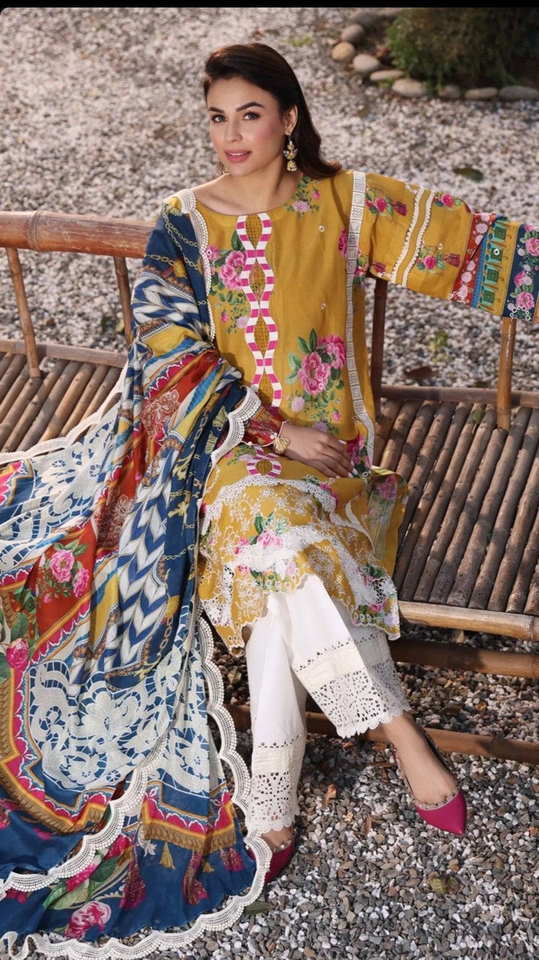 img_manara_by_maria_asif_baig_awwal_boutique