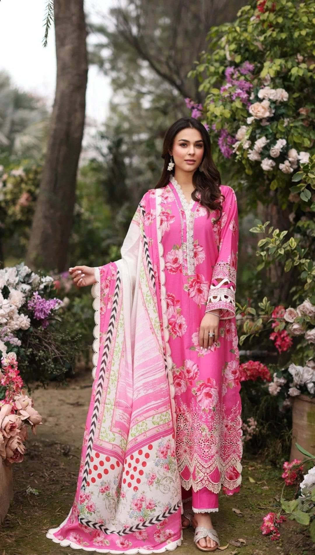 img_manara_by_maria_asif_baig_awwal_boutique
