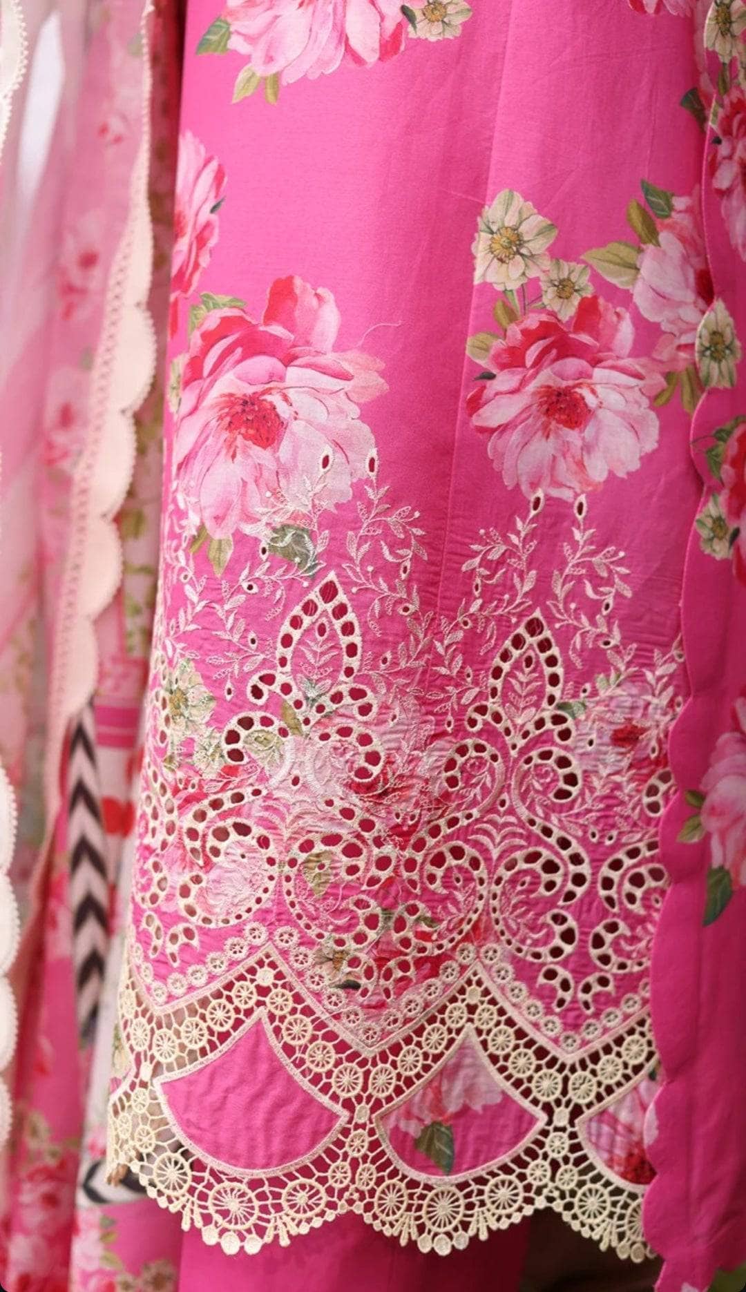 img_manara_by_maria_asif_baig_awwal_boutique