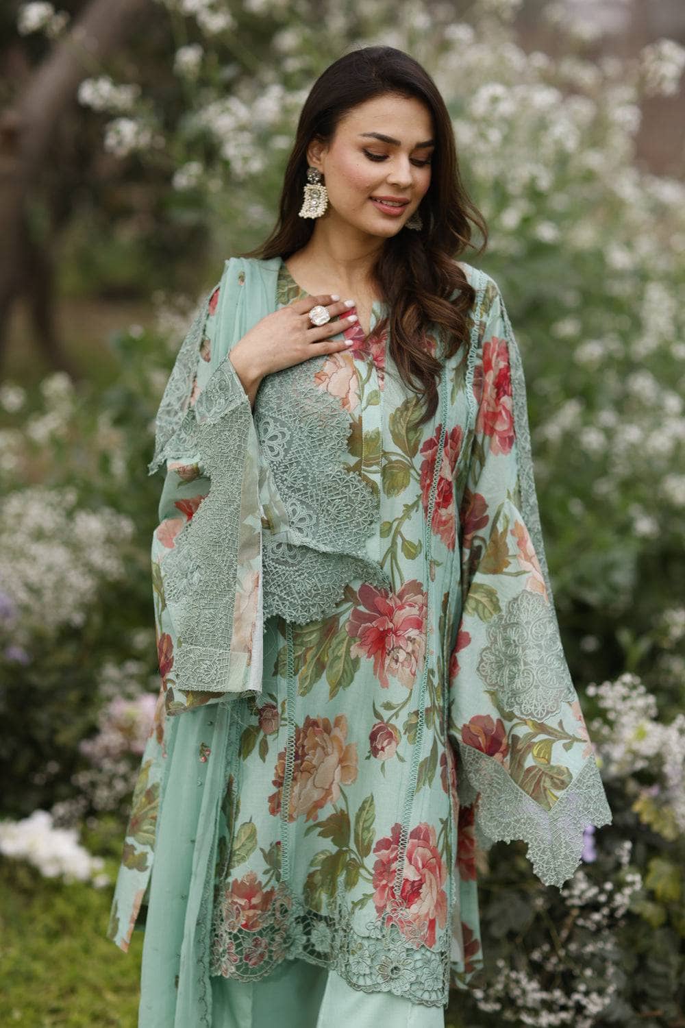 img_manara_by_maria_asif_baig_awwal_boutique