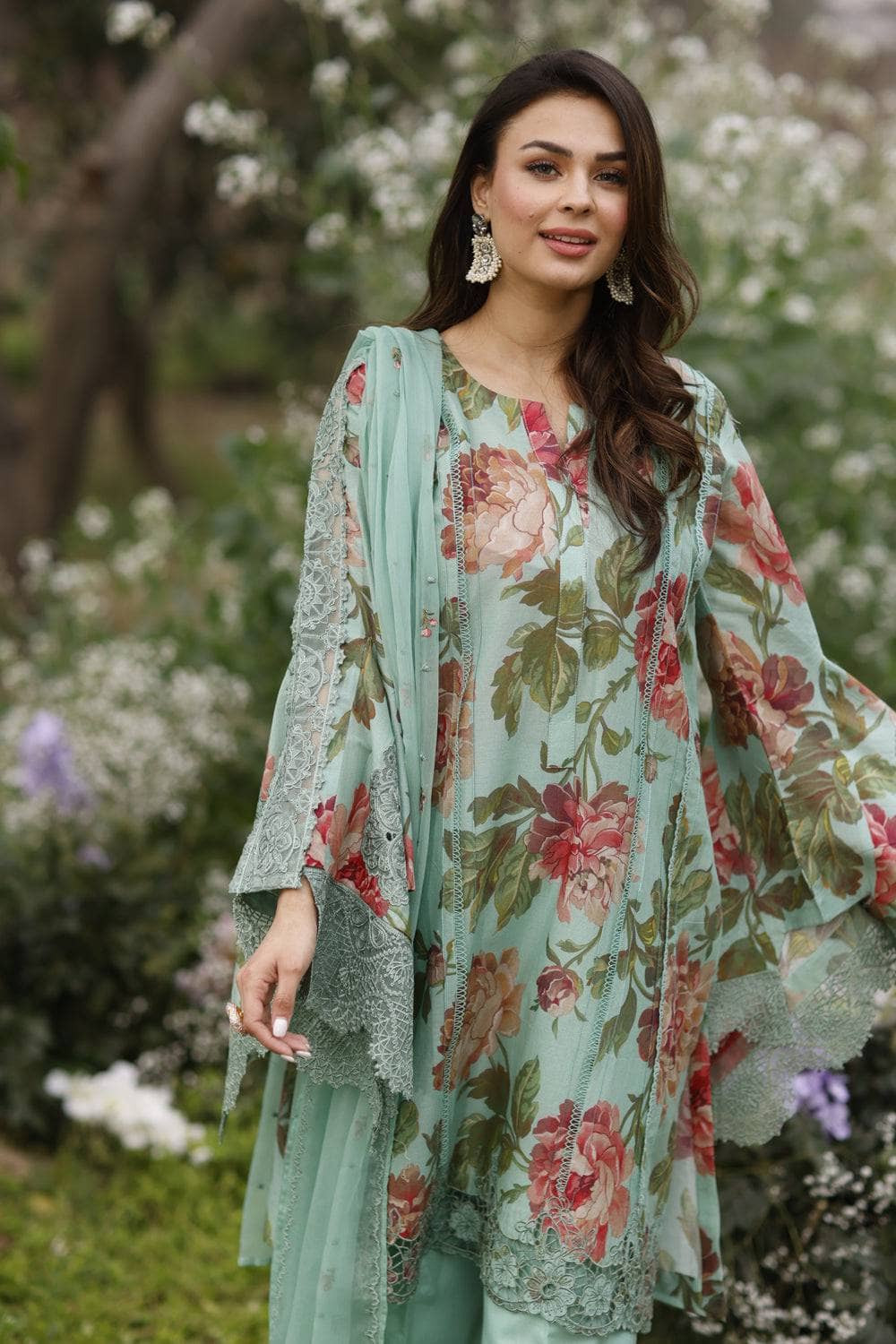 img_manara_by_maria_asif_baig_awwal_boutique