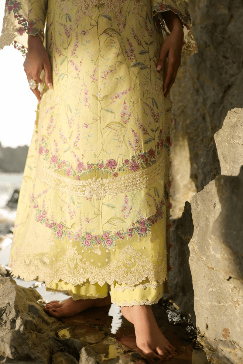 Manara Luxury Lawn 26/Golden Haze/Lime Yellow