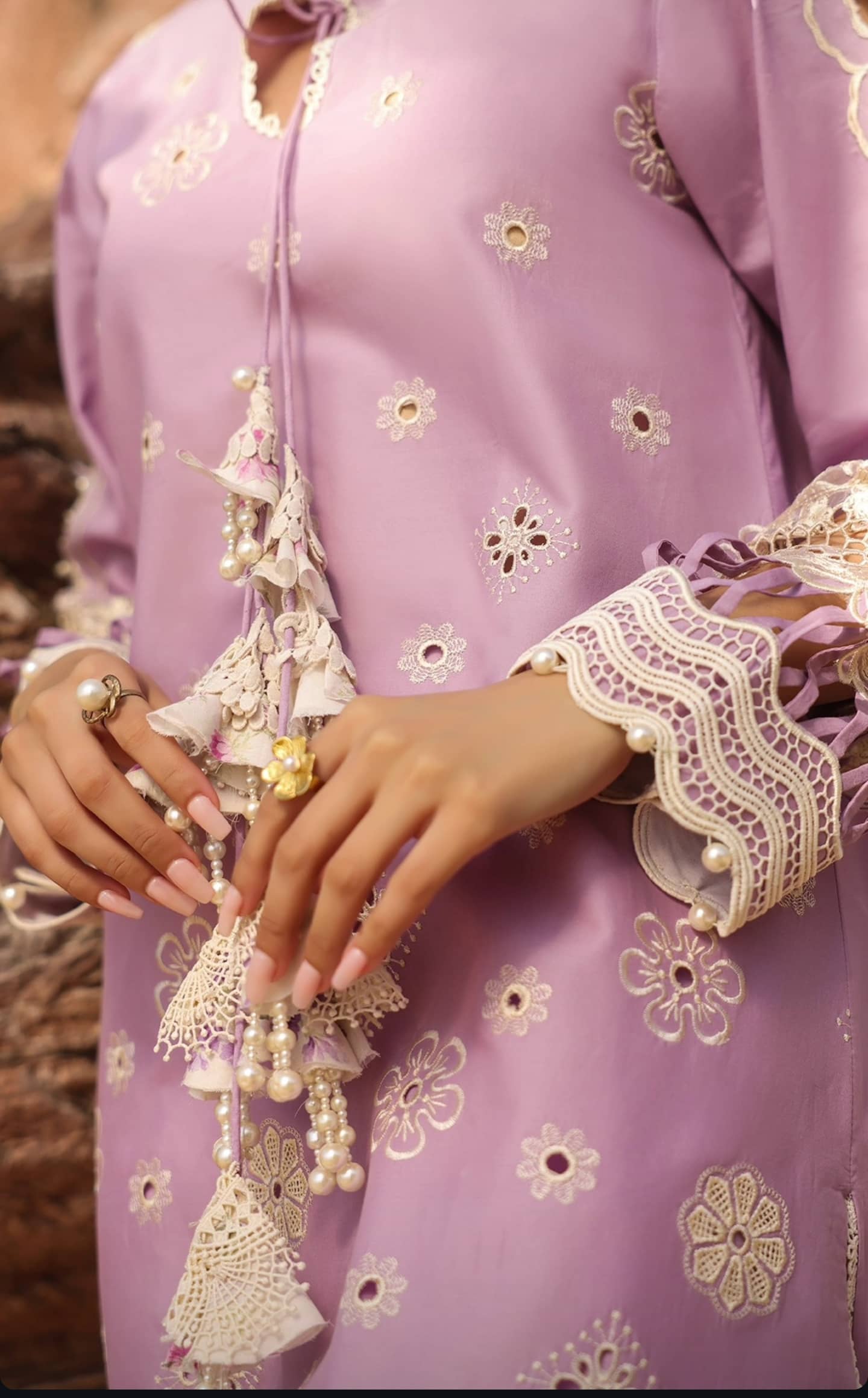 img_manra_lawn_awwal_boutique
