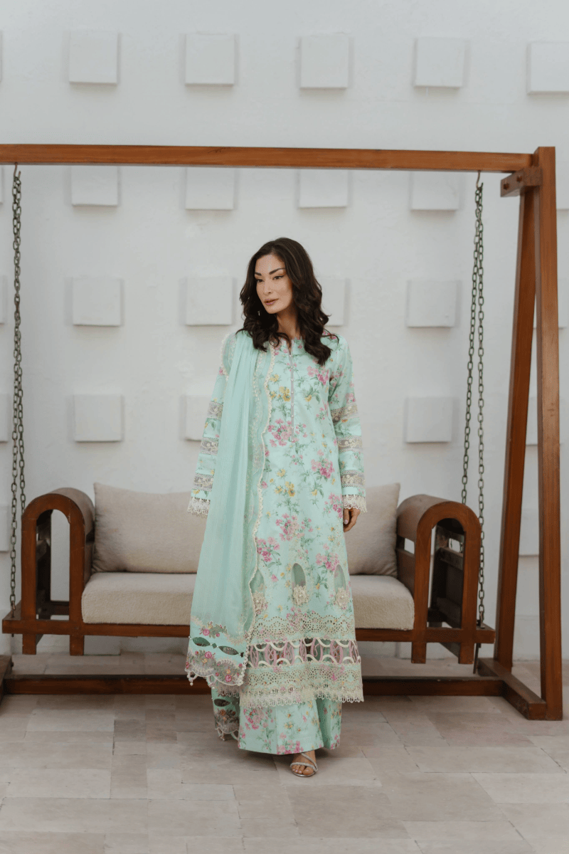 Sale‼️Manara Luxury Lawn 26/Sea Breeze/Aqua