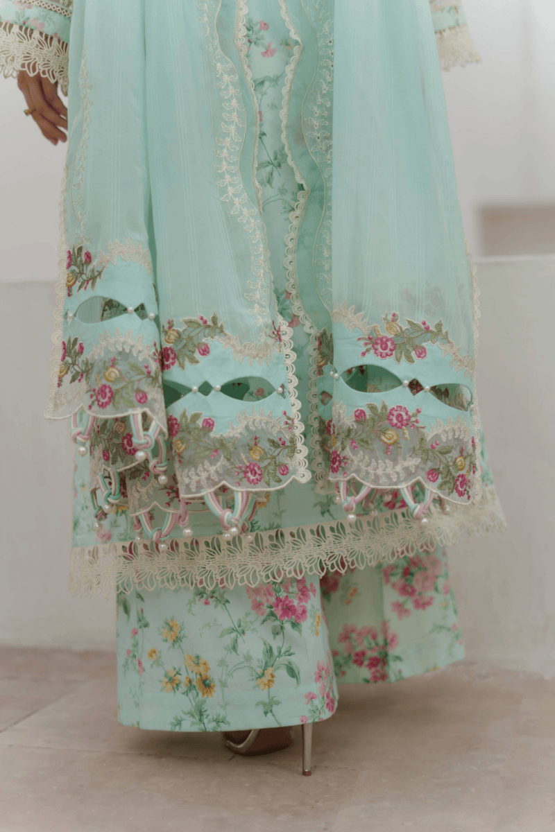 Sale‼️Manara Luxury Lawn 26/Sea Breeze/Aqua