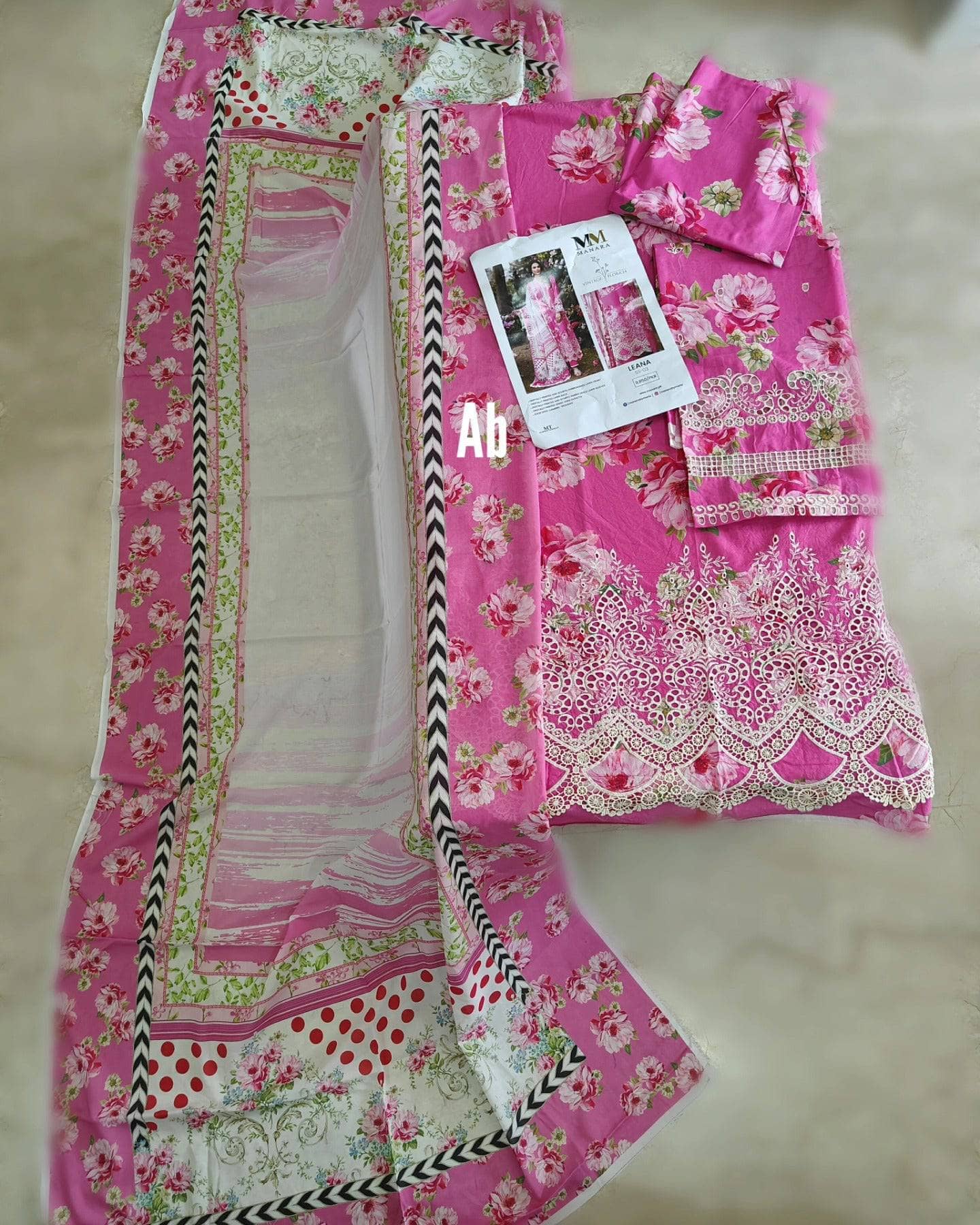 img_manara_by_maria_asif_beig_awwal_boutique