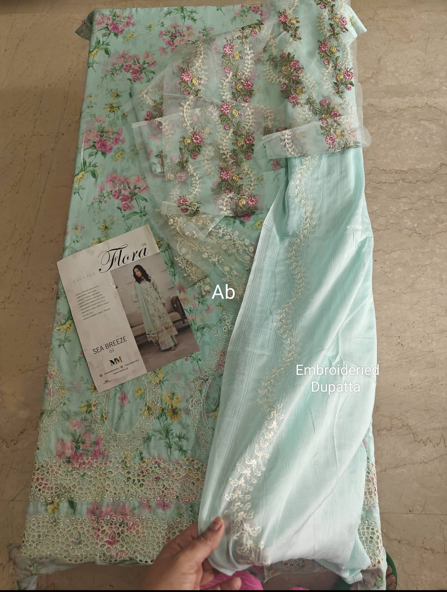 Sale‼️Manara Luxury Lawn 26/Sea Breeze/Aqua