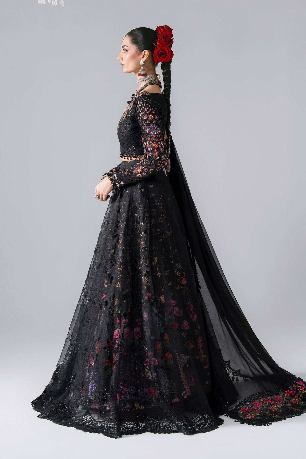 img_maria_b_mbroidered_awwal_boutique